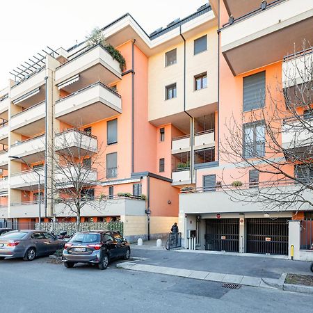 Sweet Milano Apartment - With Balcony Esterno foto